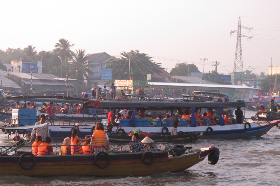 can tho soi noi ngay hoi du lich van hoa cho noi cai rang 2019