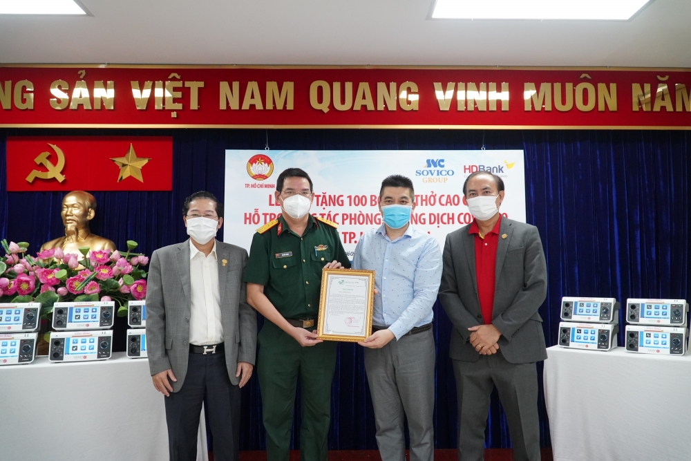 Tập đoàn Sovico và HDBank tặng 100 máy thở hiện đại cho TP. Hồ Chí Minh