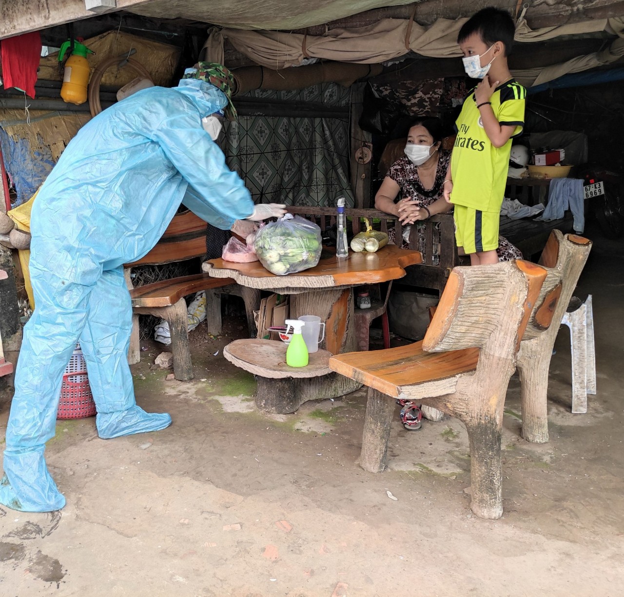 Bộ đội Biên phòng An Giang hỗ trợ 530 suất quà cho người dân vùng biên giới