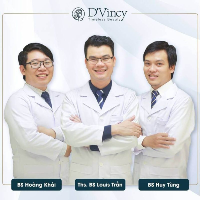 vien tham my dvincy bac sy dang hoc nghe cung phau thuat
