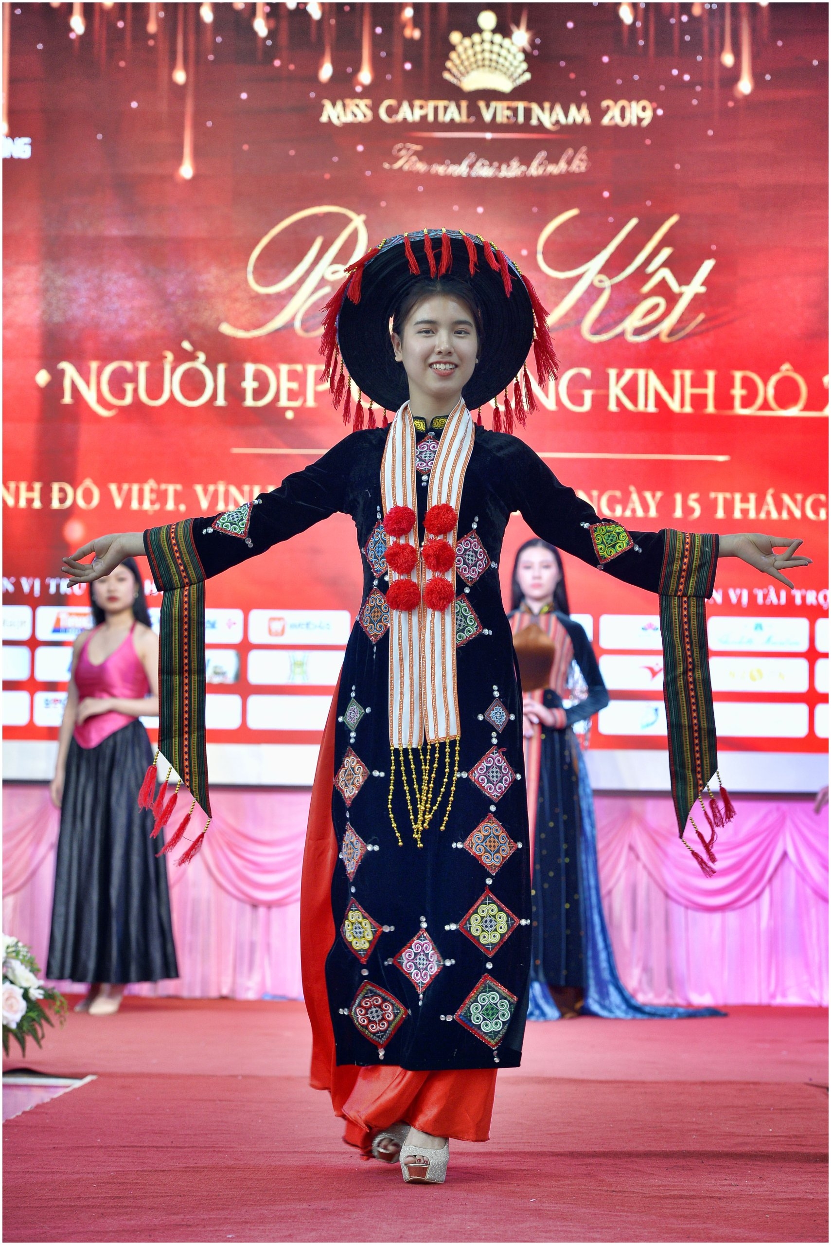 dan my nhan khoe sac tai ban ket cuoc thi nguoi dep cac vung kinh do 2019