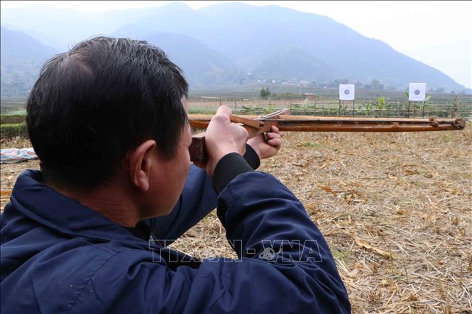 Đến Than Uyên xem Lễ hội Lùng Tùng của người Thái Chú thích ảnh