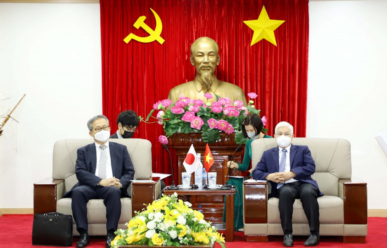 Bí thư Tỉnh ủy Nguyễn Văn Lợi tiếp Ngài Yamada Takio, Đại sứ đặc mệnh toàn quyền Nhật Bản tại Việt Nam. Ảnh: Báo Bình Dương Online