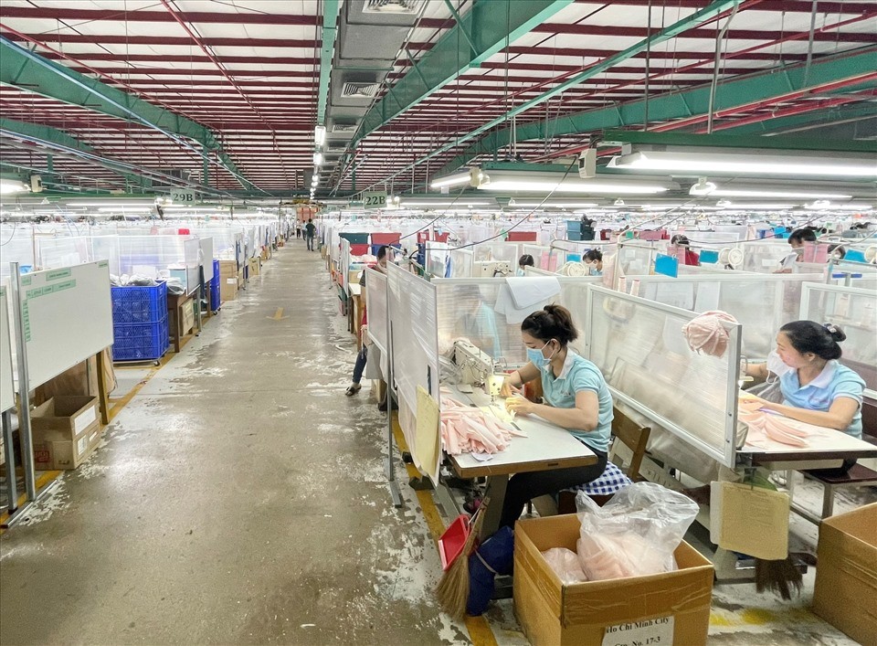 người lao động làm việc vào ngày nghỉ lễ thì được hưởng ít nhất bằng 300% lương chưa kể tiền lương ngày lễ đối với người lao động hưởng lương ngày. Ảnh minh họa: Lao động