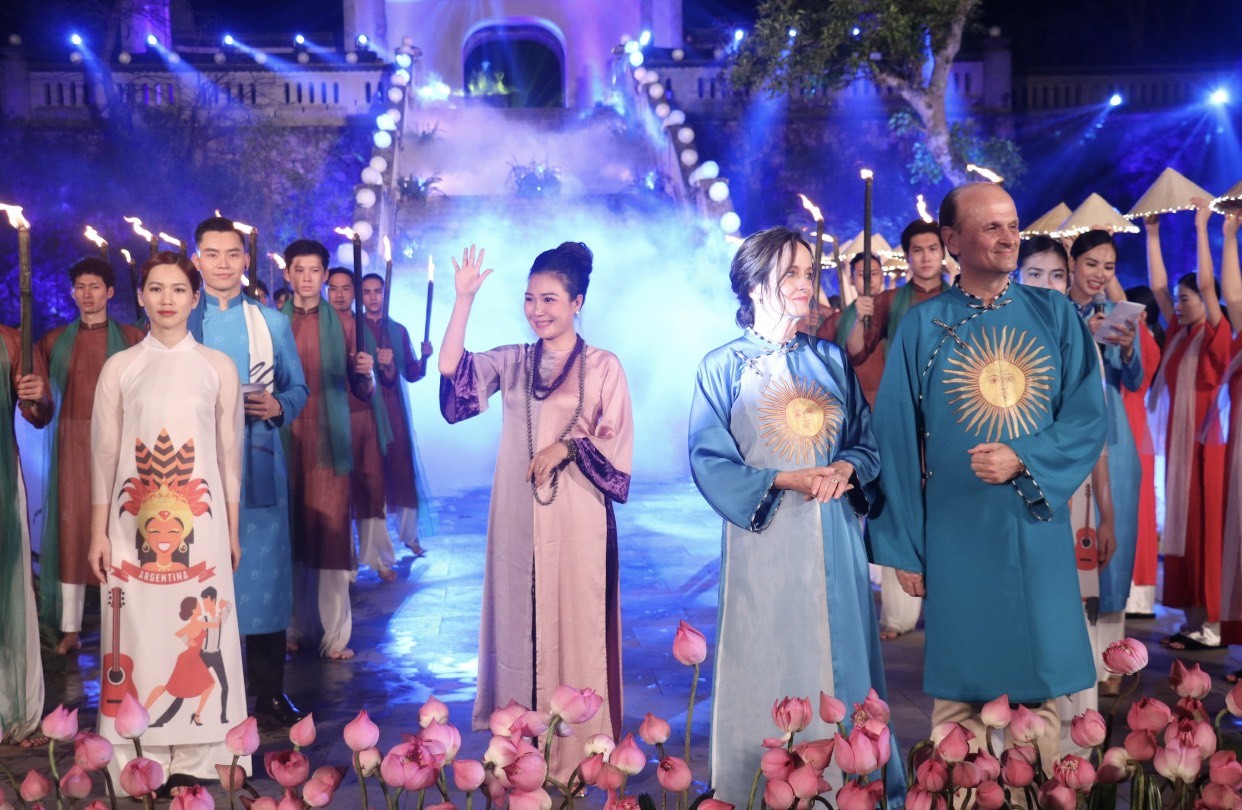 Ảnh: Trang TTĐT TP Uông Bí Ảnh: Trang TTĐT TP Uông Bí