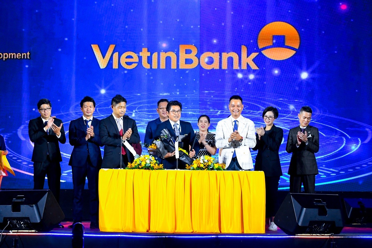 Ký kết hợp tác giữa Vinhomes & Mitsubishi Corporation và ngân hàng Vietcombank Ký kết hợp tác giữa Vinhomes & Mitsubishi Corporation và ngân hàng Vietcombank