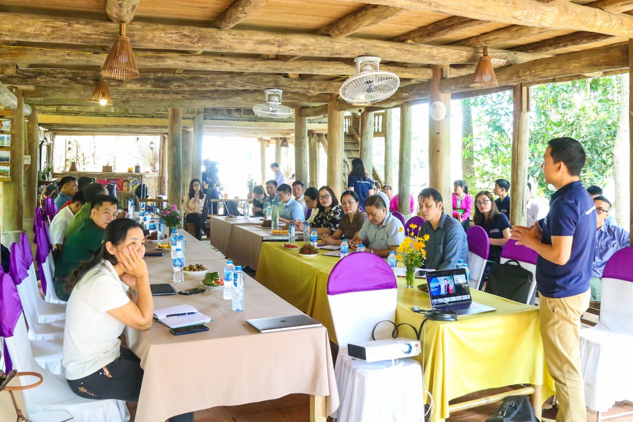 hội thảo thông qua Đề án Phát triển Không gian Du lịch cho các xóm du lịch cộng đồng trên địa bàn huyện. 