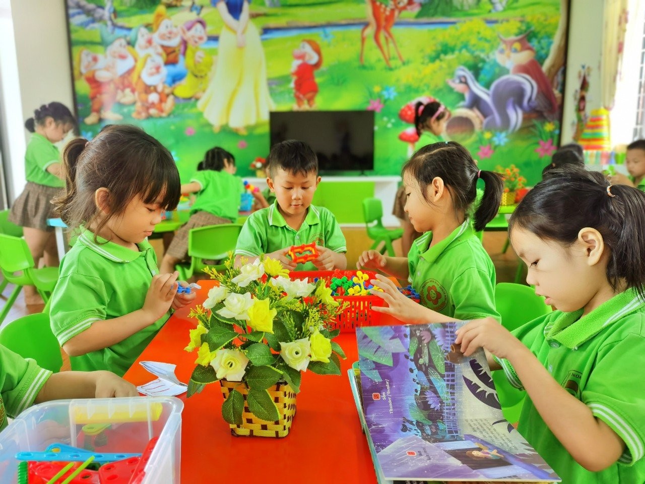 Zhi-Shan Foundation khánh thành 3 thư viện cho trẻ mầm non ở Hà Tĩnh