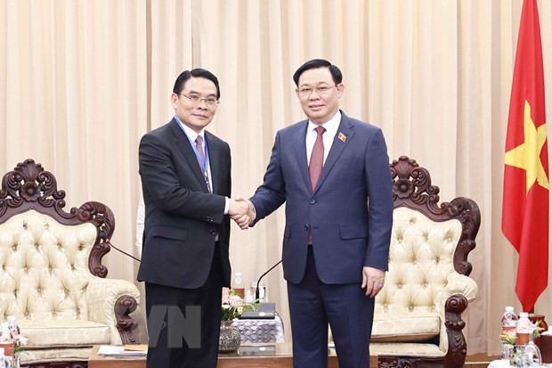 Chủ tịch Quốc hội mong muốn tỉnh Champasak tăng cường hợp tác với các địa phương của Việt Nam