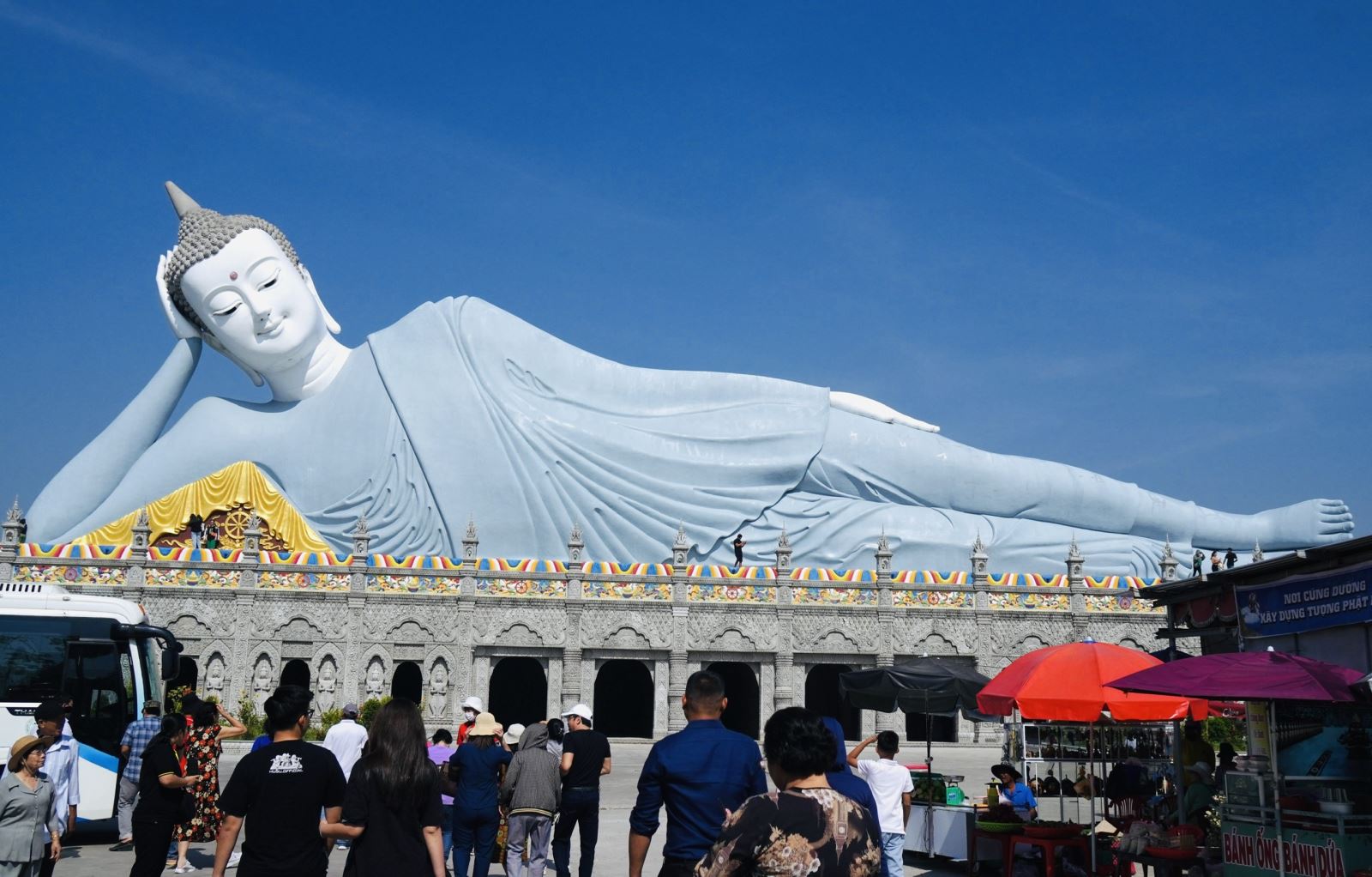 Ngắm những ngôi chùa có kiến trúc độc đáo của người Khmer tại Sóc Trăng Chú thích ảnh