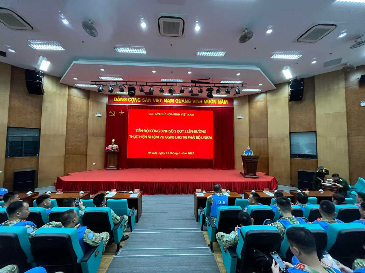Lễ tiễn đội Đội Công binh số 1 đợt 2 lên đường thực hiện nhiệm vụ gìn giữ hòa bình Liên hợp quốc tại Phái bộ UNISFA. Ảnh: Đội Công binh gìn giữ hòa bình Liên hợp quốc