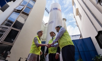 USAID tài trợ hệ thống oxy lỏng cho Bệnh viện Bạch Mai