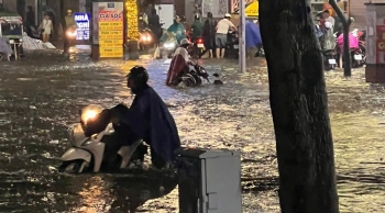 Thời tiết ngày 15/6: Cảnh báo mưa dông, lốc, sét, mưa đá ở Bắc Bộ và Thanh Hóa