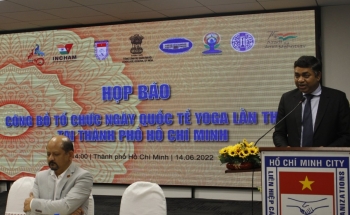 TP.HCM: 1.000 người biểu diễn yoga trên phố đi bộ Nguyễn Huệ