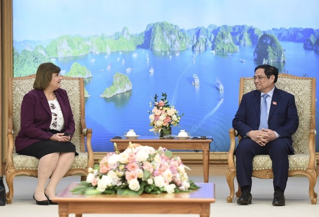Thủ tướng đề nghị hai bên tăng cường hợp tác trong các lĩnh vực toàn cầu cũng như trên các diễn đàn đa phương. Ảnh: VGP/Nhật Bắc