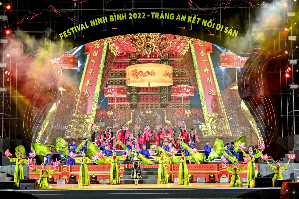 khai mac festival ninh binh 2022 - trang an ket noi di san hinh anh 2