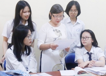 Nhà giáo Ưu tú lan tỏa tình yêu tiếng Nga