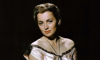 Huyền thoại điện ảnh “Cuốn theo chiều gió” Olivia De Havilland qua đời ở tuổi 104