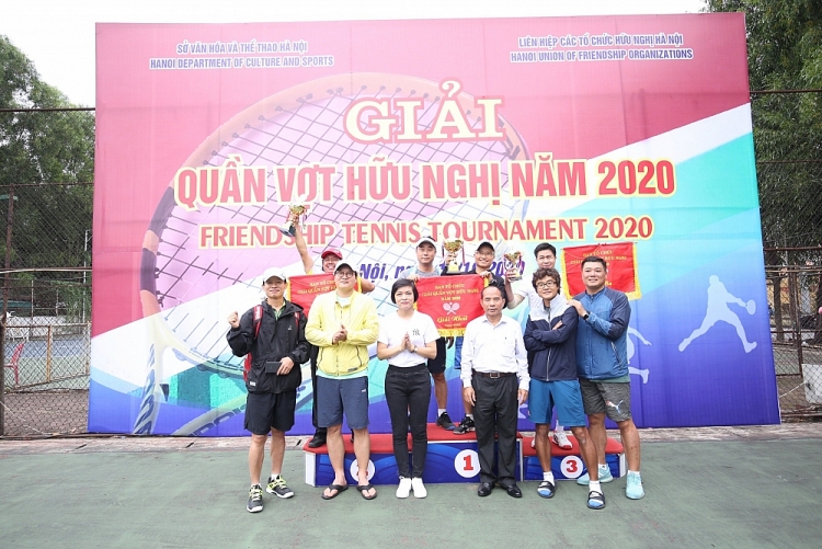 100 tay vợt không chuyên tham gia Giải đấu quần vợt hữu nghị 2020