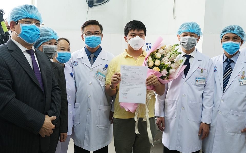 benh nhan trung quoc nhiem ncov duoc chua khoi cam on bac si viet nam