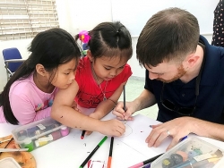 da tiec cua saigon childrens charity gay quy duoc 35 ty dong trong 11 nam
