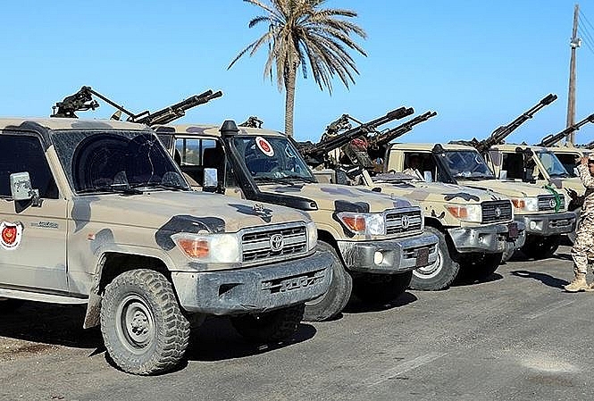 quan doi libya quyet gianh lai thu do tripoli va tuong lai kho doan dinh cua libya
