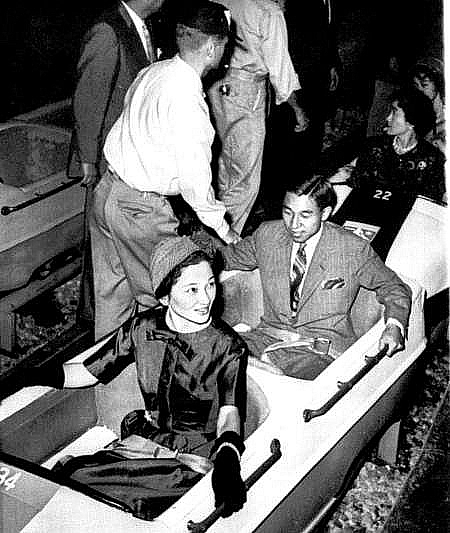 nhat hoang akihito cuoc doi vi vua cua trieu dai lau doi nhat the gioi