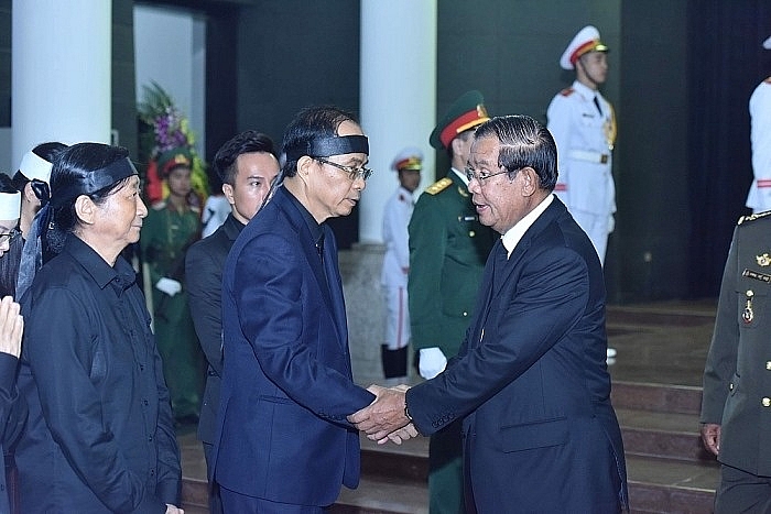 ban be quoc te thuong tiec nguyen chu tich nuoc dai tuong le duc anh
