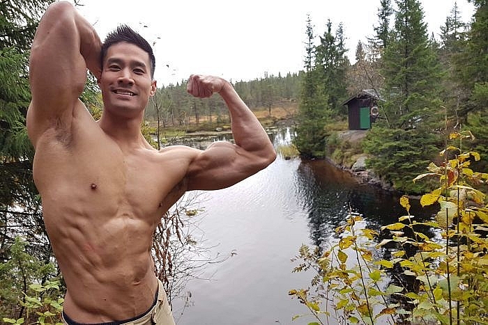 nguoi mau the hinh goc viet cau be gay go va hanh trinh pha vo dinh kien