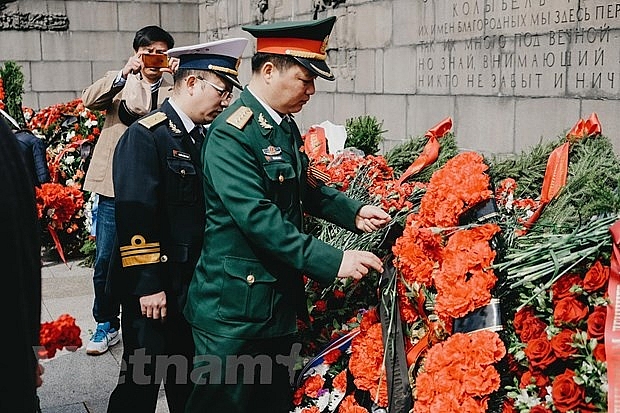 cong dong viet nam tai saint petersburg nga tri an cac anh hung chong phat xit