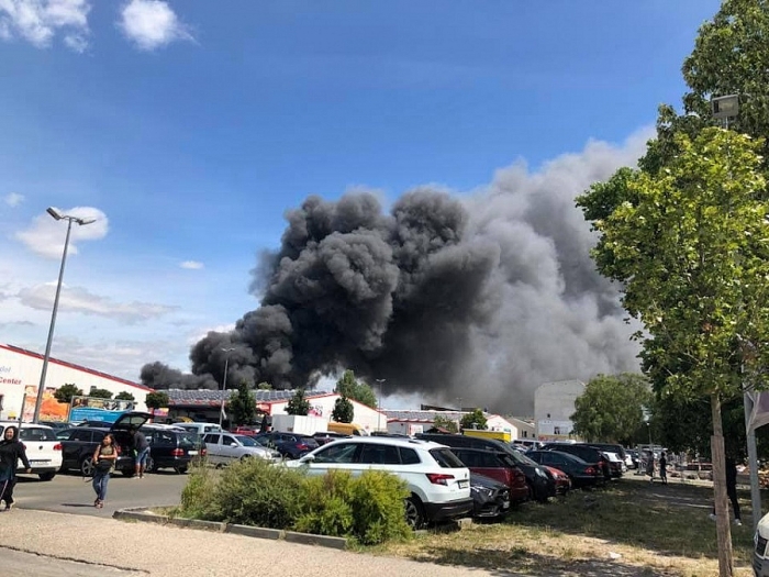 chay cho dong xuan cua nguoi viet tai berlin khong co thuong vong ve nguoi