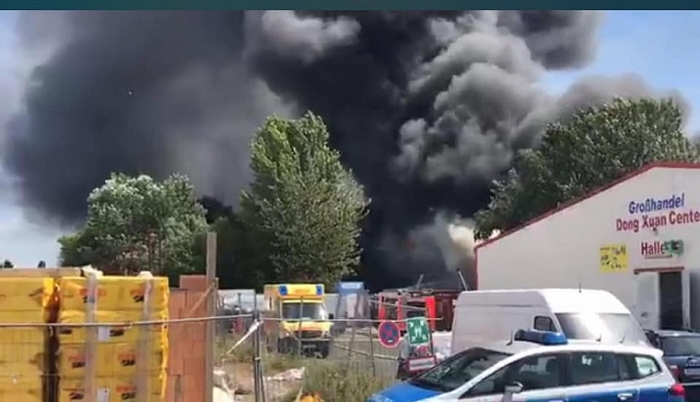 chay cho dong xuan cua nguoi viet tai berlin khong co thuong vong ve nguoi