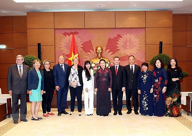 hop tac giua cac dia phuong la net dac thu trong quan he viet phap