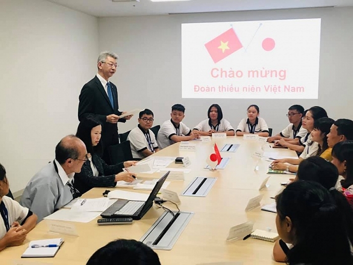 12 hoc sinh viet nam voi 5 ngay tham huu nghi nhat ban