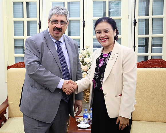 viet nam uruguay tang cuong hieu biet giao luu giua nhan dan hai nuoc