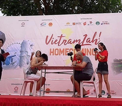 hoi cho vietnam lah 2019 ve nha mang dac san ba mien den singapore