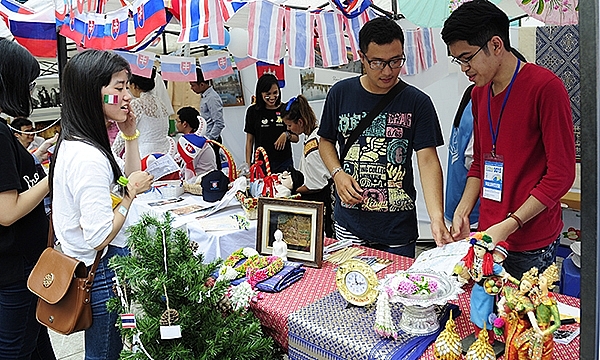 1000 tinh nguyen vien trong nuoc va quoc te tu hoi tai ngay hoi tinh nguyen toan cau 2019