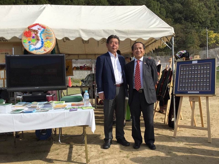 tong lanh su quan tai osaka tich cuc quang ba hinh anh viet den voi nguoi dan nhat