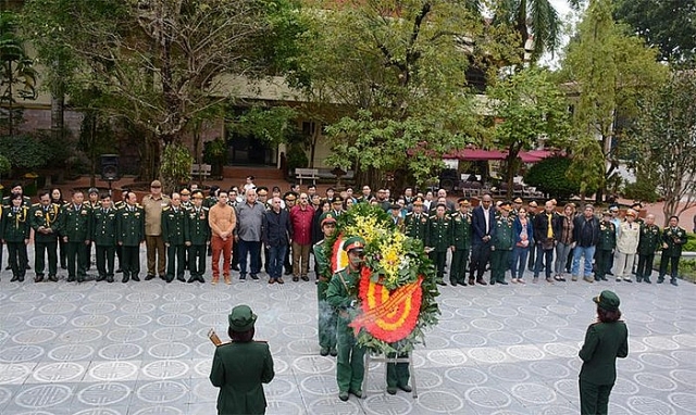 tinh huu nghi viet nam cuba tren nhung neo truong son gian kho