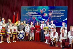 dai su quan viet nam tai lao an do to chuc le ky niem quoc khanh