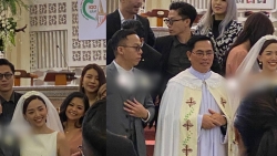 tiec cuoi ngoai troi cua toc tien hoang touliver