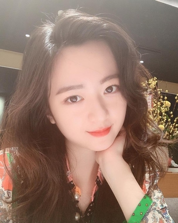 ai nu cua hoa hau giang my xinh dep di cung tai nang