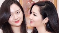thien than nho 6 tuoi nha doan trang lai tay xinh xan thao 3 thu tieng