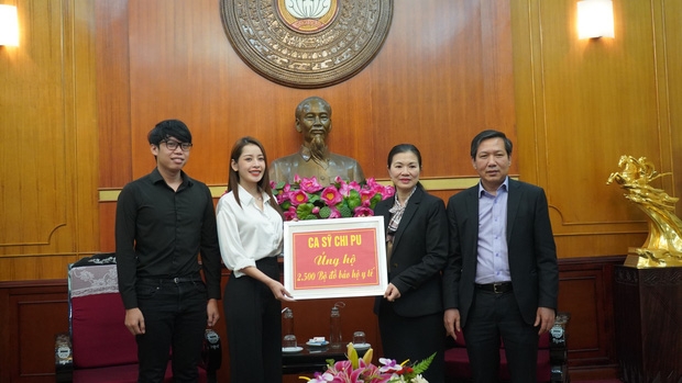 tin tuc giai tri sao viet hom nay 203 cuong do la ho tro 1 ty dong chong covid 19