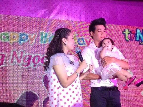 thanh thao bi phan doi khi khuyen phung ngoc huy don be lavie sang my nuoi duong