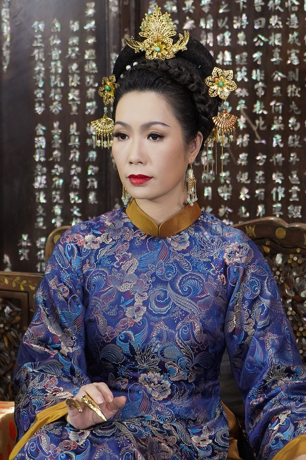 tin giai tri sao viet hom nay 54 hoai linh len tieng dinh chinh gioi tinh cua ban than tiet lo ve vo cu