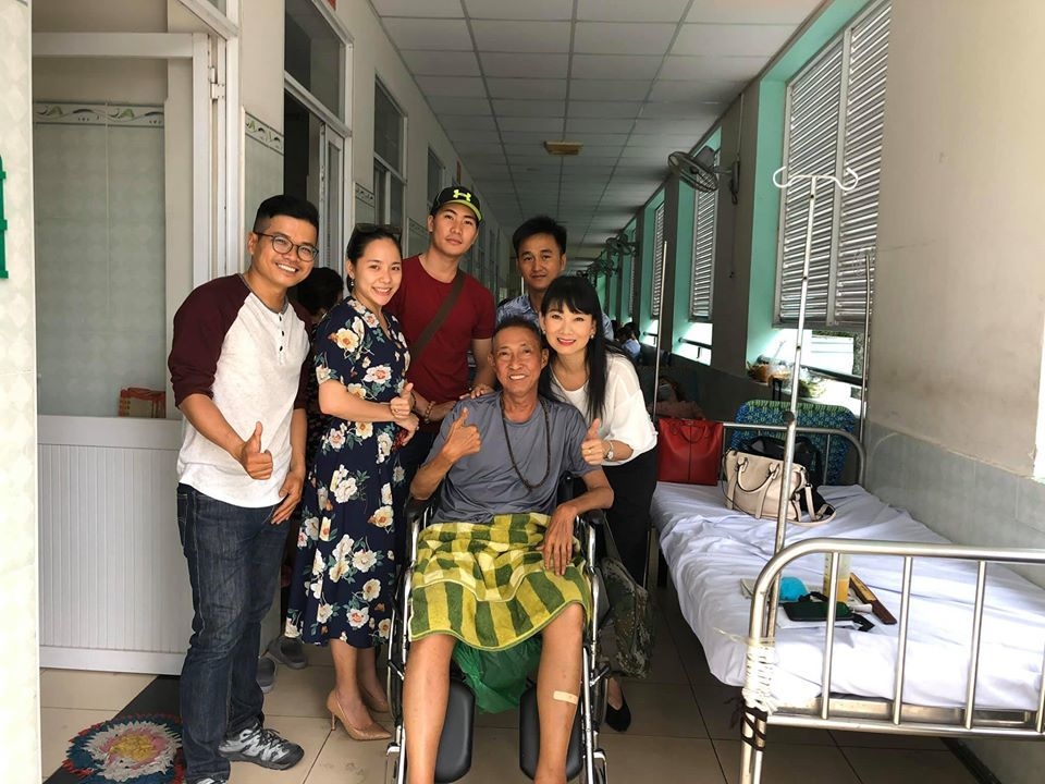 tin tuc giai tri sao viet hom nay 194 sao viet dang anh tuong nho ngay gio dau cua co nghe si le binh