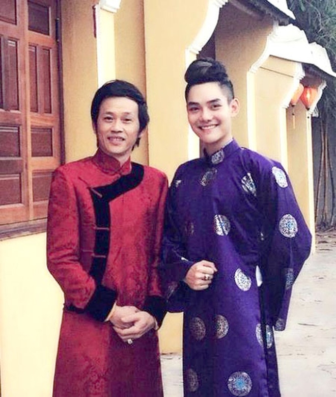 tin tuc giai tri sao viet hom nay 214 mc dai nghia khong phan xet nguoi den nhan gao su dung tui giay bao ve moi truong