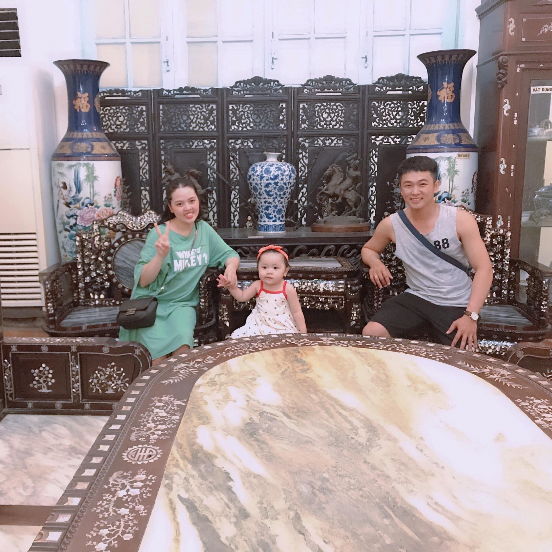 Hành trình gần 400 km cùng cha mẹ của "phượt thủ" nhí gây bão cộng đồng mạng hanh trinh gan 400 km cung cha me cua phuot thu nhi gay bao cong dong mang