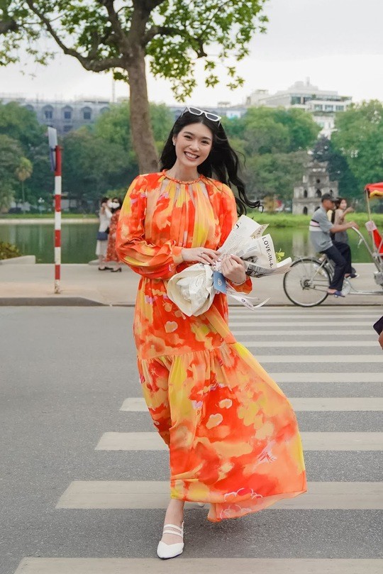 Hoa hậu Indonesia hào hứng với ẩm thực Hà Nội